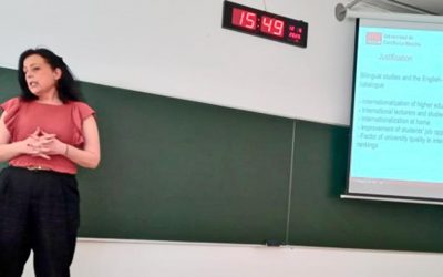 Esther Nieto presenta los avances del proyecto ICLHE-UCLM en la VI Jornada de Innovación Docente